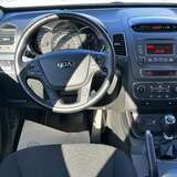Kia Sorento 2.4 4WD MT (175 л.с.) Comfort