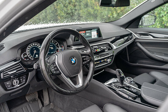 BMW 5 серия 520d 2.0 xDrive Steptronic (190 л.с.) Business