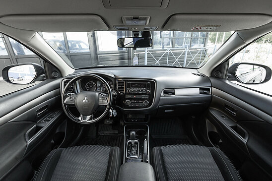 Mitsubishi Outlander 2.0 4WD CVT (146 л.с.) Intense+