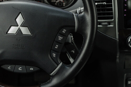 Mitsubishi Pajero 3.8 4WD AT (243 л.с.) Prime Leather