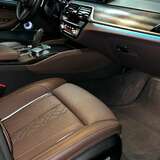 BMW 5 серия M550i 4.4 xDrive Steptronic (530 л.с.) M Special