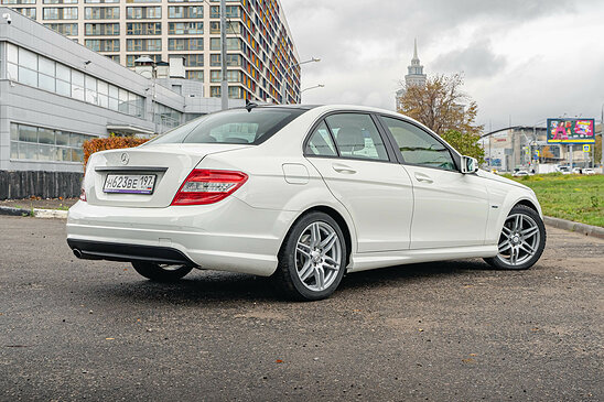 Mercedes-Benz C-класс C 180 1.8 7G-Tronic (156 л.с.) Особая серия