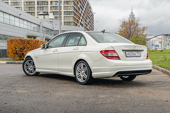 Mercedes-Benz C-класс C 180 1.8 7G-Tronic (156 л.с.) Особая серия