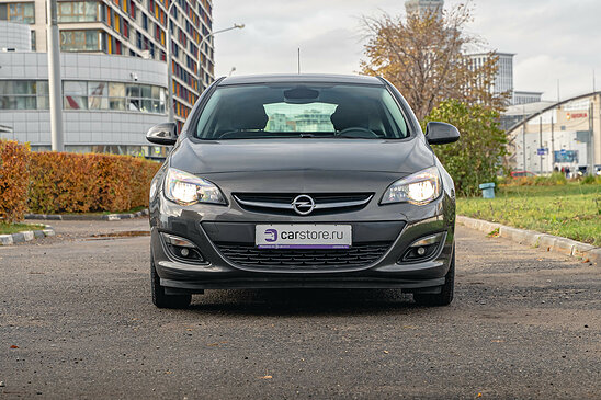 Opel Astra 1.6 MT (115 л.с.) Active