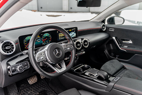 Mercedes-Benz A-класс A 200 1.3 7G-DCT (150 л.с.) Sport