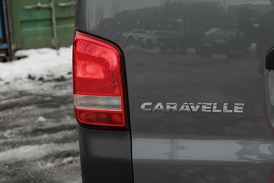 Volkswagen Caravelle 2.0 TDI MT (84 л.с.) Comfortline