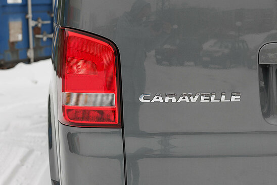 Volkswagen Caravelle 2.0 TDI MT (102 л.с.) Comfortline
