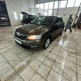 Skoda Rapid 1.6 MPI AT (110 л.с.) Ambition