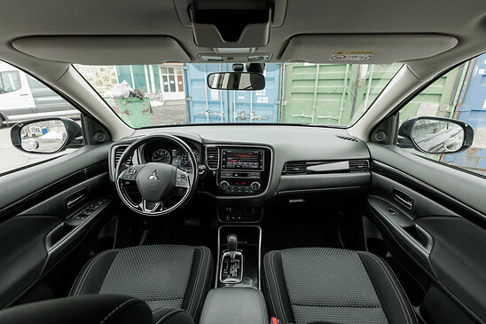 Mitsubishi Outlander 2.0 4WD CVT (146 л.с.) Intense+ (7 мест)