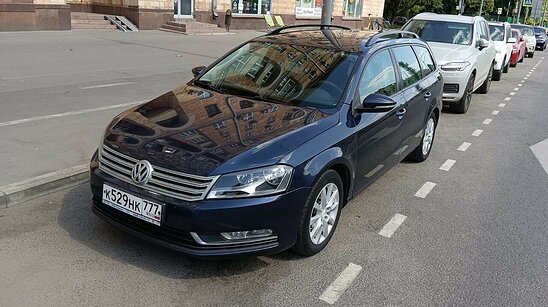 Volkswagen Passat 1.6 TDI MT (105 л.с)