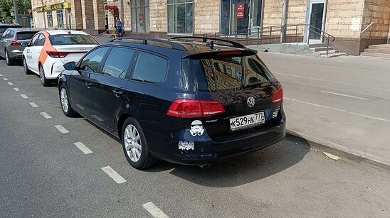 Volkswagen Passat 1.6 TDI MT (105 л.с)