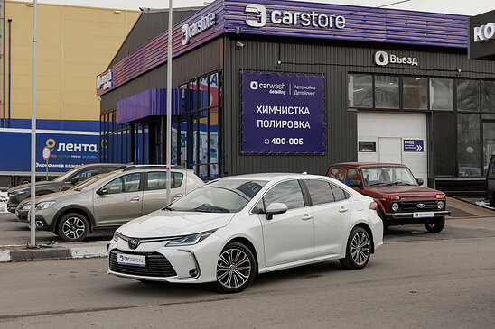 Toyota Corolla 1.6 CVT (132 л.с.)