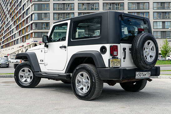 Jeep Wrangler 3.8 AT (199 л.с.)