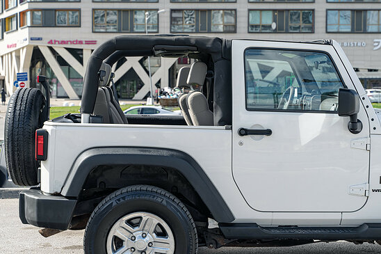 Jeep Wrangler 3.8 AT (199 л.с.)