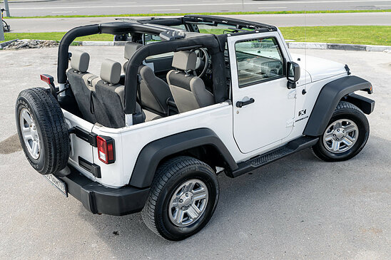 Jeep Wrangler 3.8 AT (199 л.с.)