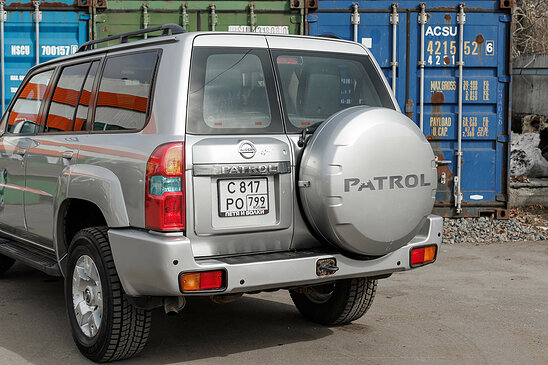 Nissan Patrol 3.0 D 4WD AT (160 л.с.) Elegance