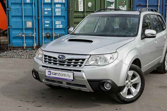 Subaru Forester 2.5 4WD MT (230 л.с.) XT