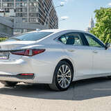 Lexus ES ES 250 2.5 AT (200 л.с.) Premium