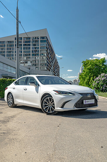 Lexus ES ES 250 2.5 AT (200 л.с.) Premium