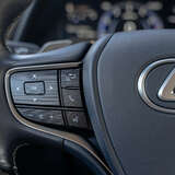 Lexus ES ES 250 2.5 AT (200 л.с.) Premium