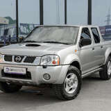 Nissan NP300 2.5 dCi 4WD MT (133 л.с.)