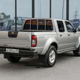 Nissan NP300 2.5 dCi 4WD MT (133 л.с.)