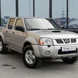 Nissan NP300 2.5 dCi 4WD MT (133 л.с.)