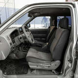 Nissan NP300 2.5 dCi 4WD MT (133 л.с.)