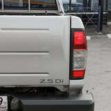 Nissan NP300 2.5 dCi 4WD MT (133 л.с.)