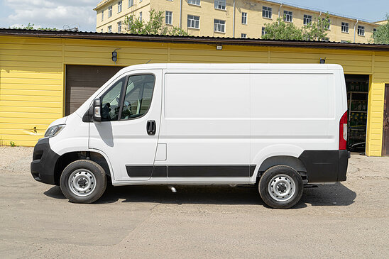 FIAT Ducato 2.3 TD MT (130 л.с.)