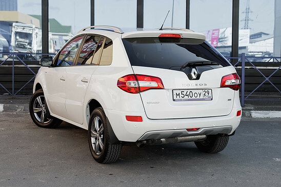 Renault Koleos 2.5 4WD CVT (171 л.с.) Bose® Edition