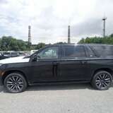 Cadillac Escalade 6.2 4WD AT (416 л.с.) ESV Sport Platinum