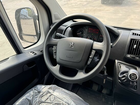 Peugeot Boxer 2.2 HDi MT (130 л.с.)