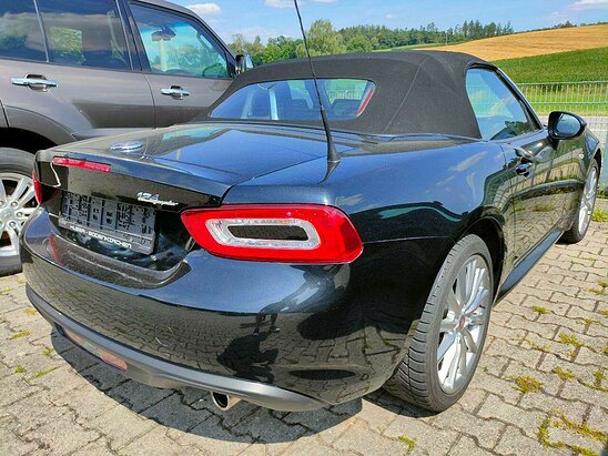 FIAT 124 Spider 1.4 AT (160 л.с.)