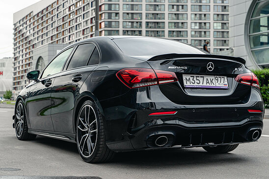 Mercedes-Benz A-класс AMG A 35 2.0 4MATIC 7G-DCT (306 л.с.)