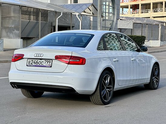 Audi A4 1.8 TFSI Multitronic (170 л.с.) Comfort