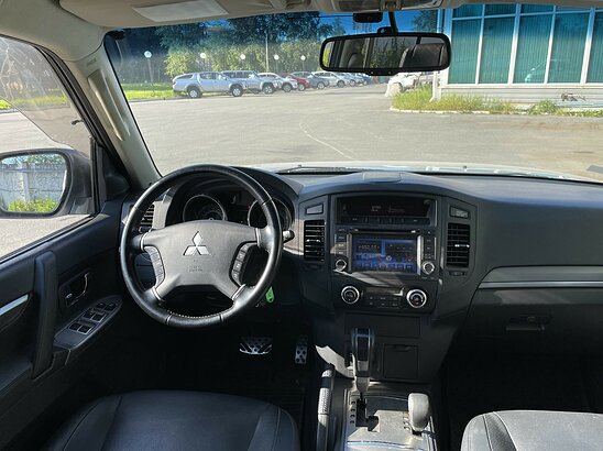 Mitsubishi Pajero 3.0 4WD AT (178 л.с.) Instyle