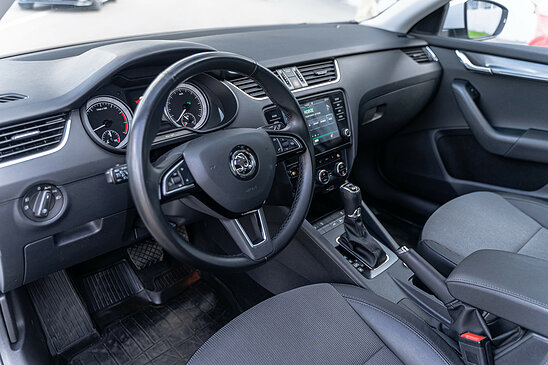 Skoda Octavia 1.8 TSI 4WD DSG (180 л.с.) Style