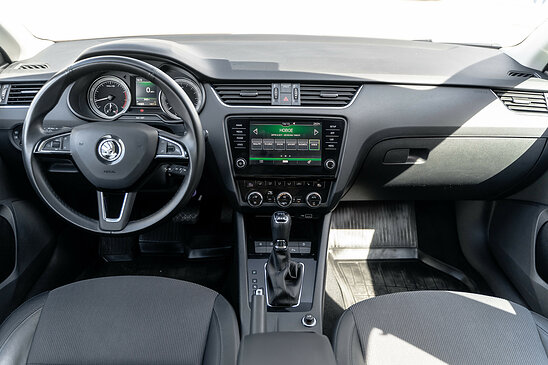 Skoda Octavia 1.8 TSI 4WD DSG (180 л.с.) Style