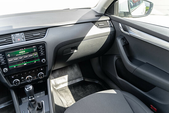 Skoda Octavia 1.8 TSI 4WD DSG (180 л.с.) Style