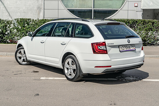 Skoda Octavia 1.8 TSI 4WD DSG (180 л.с.) Style