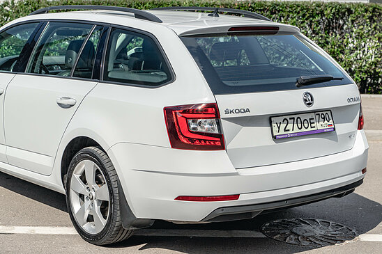 Skoda Octavia 1.8 TSI 4WD DSG (180 л.с.) Style