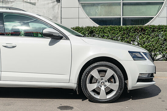 Skoda Octavia 1.8 TSI 4WD DSG (180 л.с.) Style