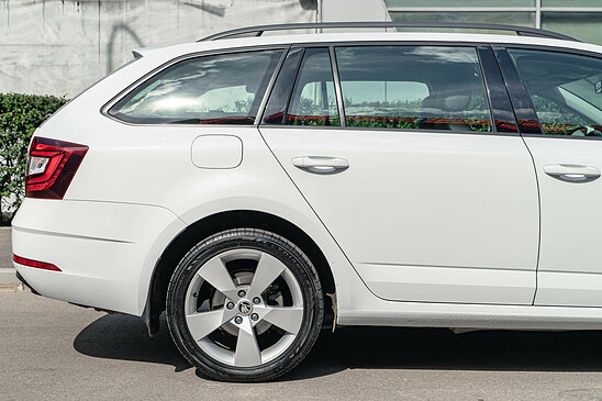 Skoda Octavia 1.8 TSI 4WD DSG (180 л.с.) Style
