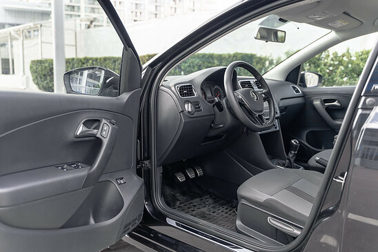 Volkswagen Polo 1.6 MPI MT (110 л.с.) Allstar