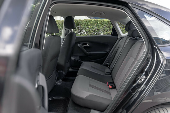 Volkswagen Polo 1.6 MPI MT (110 л.с.) Allstar
