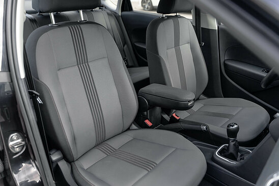 Volkswagen Polo 1.6 MPI MT (110 л.с.) Allstar