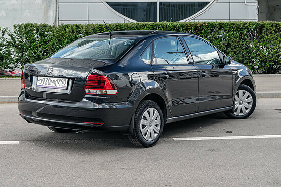 Volkswagen Polo 1.6 MPI MT (110 л.с.) Allstar