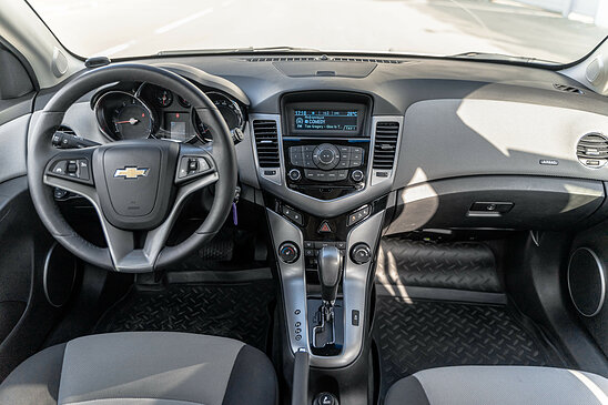 Chevrolet Cruze 1.8 AT (141 л.с.) LT