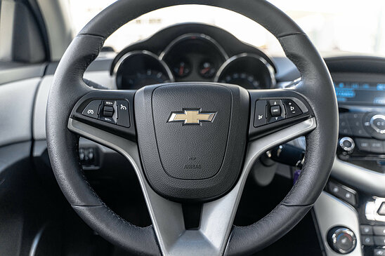 Chevrolet Cruze 1.8 AT (141 л.с.) LT